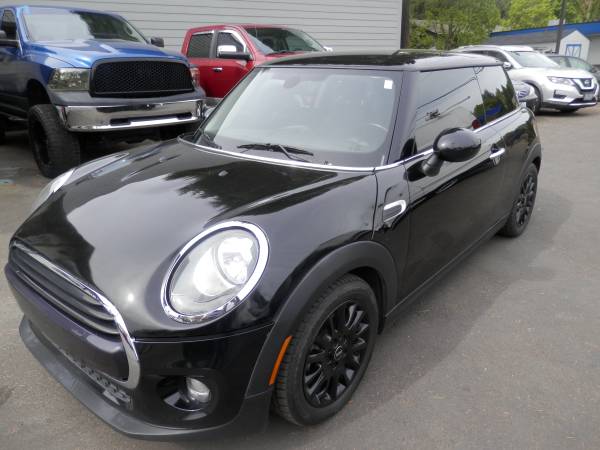 MINI HARDTOP COOPER, dovoz USA — foto 2 z 11