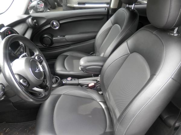 MINI HARDTOP COOPER, dovoz USA — foto 7 z 11