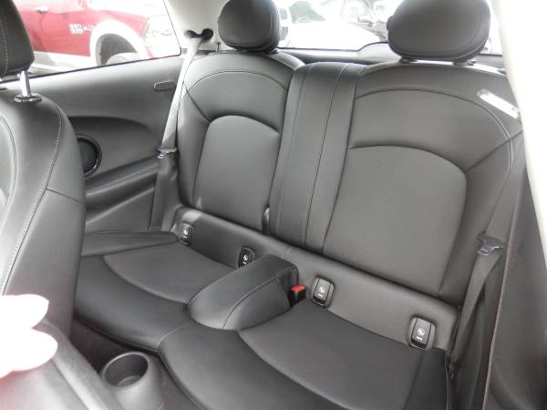 MINI HARDTOP COOPER, dovoz USA — foto 9 z 11