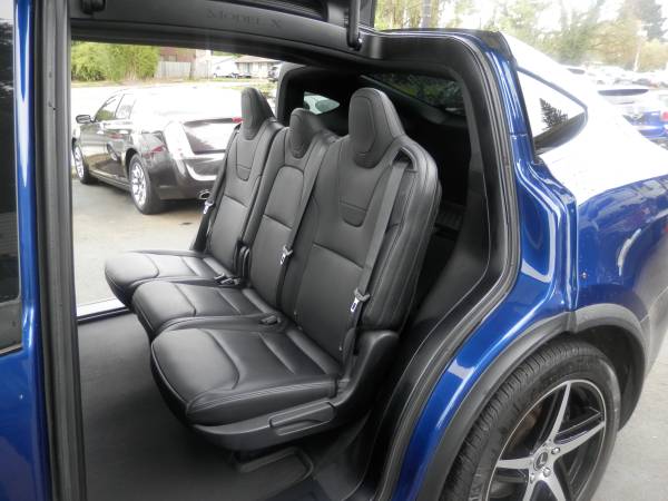 Tesla, dovoz USA — foto 12 z 12