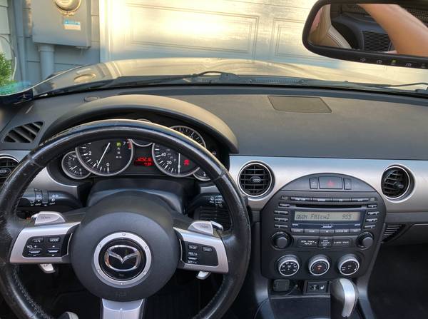 2010 Mazda, dovoz USA — foto 9 z 12