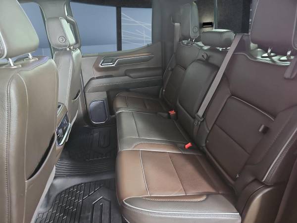 2024 GMC, dovoz USA — foto 10 z 12
