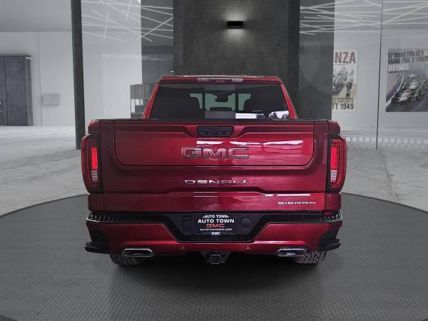 2024 GMC, dovoz USA — foto 7 z 12