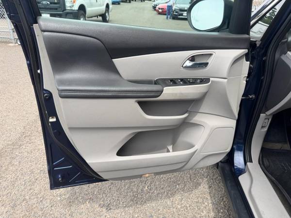 2016 Honda, dovoz USA — foto 10 z 12