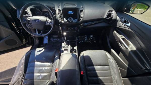 2018 Ford, dovoz USA — foto 10 z 12