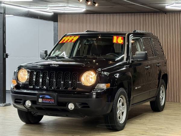 2016 Jeep, dovoz USA — foto 3 z 12