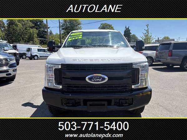2019 Ford, dovoz USA — foto 2 z 9