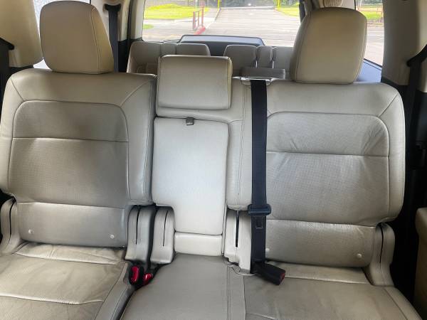 2014 Ford, dovoz USA — foto 10 z 12