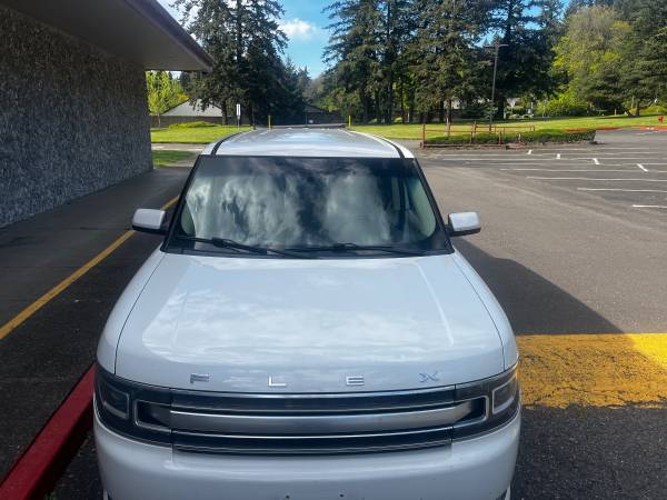 2014 Ford, dovoz USA — foto 4 z 12