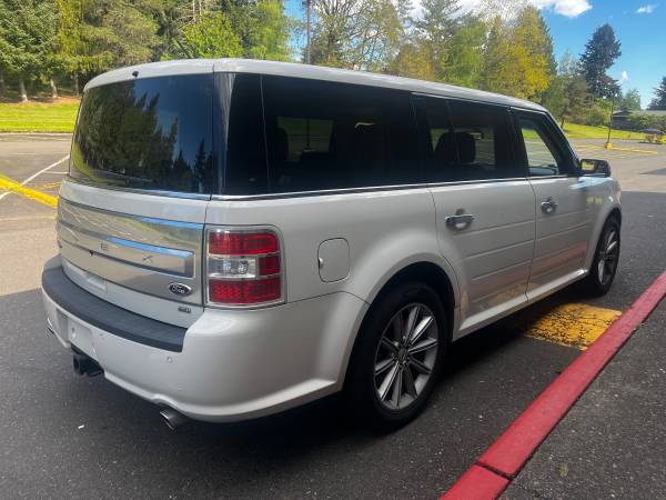 2014 Ford, dovoz USA — foto 5 z 12