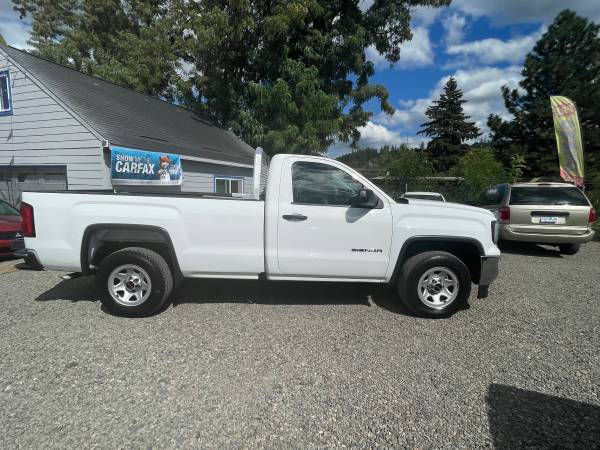 2017 GMC, dovoz USA — foto 3 z 12