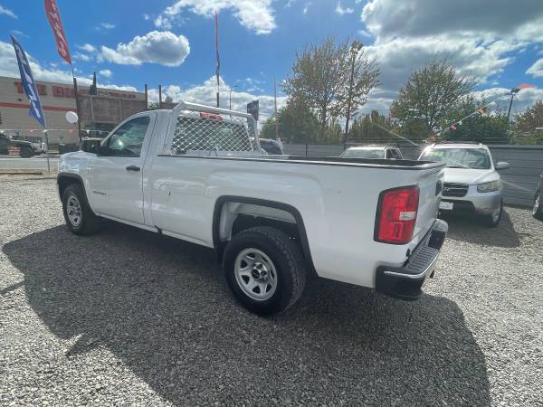 2017 GMC, dovoz USA — foto 5 z 12