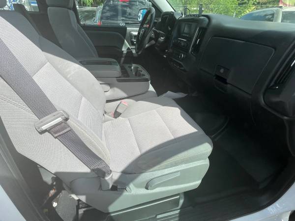 2017 GMC, dovoz USA — foto 8 z 12