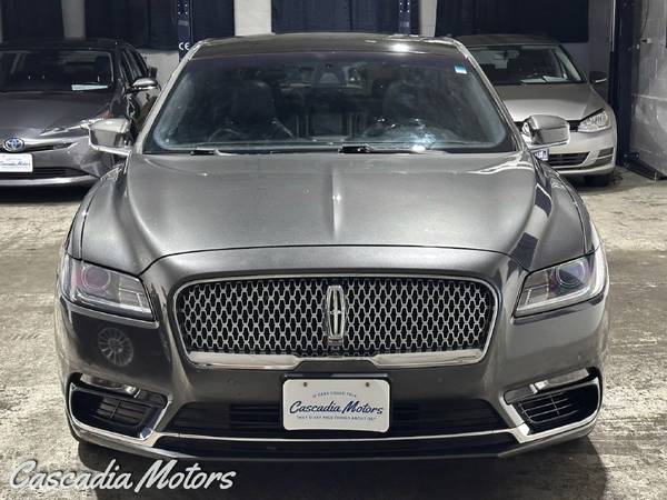 2017 Lincoln, dovoz USA — foto 3 z 12
