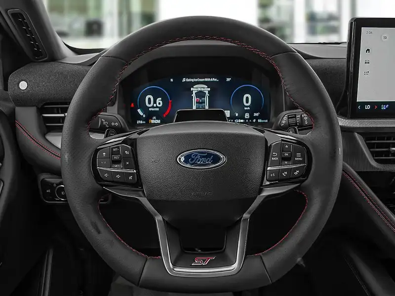 2026 Ford Explorer, černá, 25 km, dovoz Kanada — foto 12 z 12