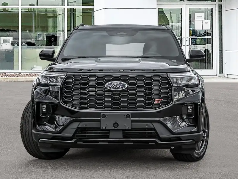 2026 Ford Explorer, černá, 25 km, dovoz Kanada — foto 2 z 12