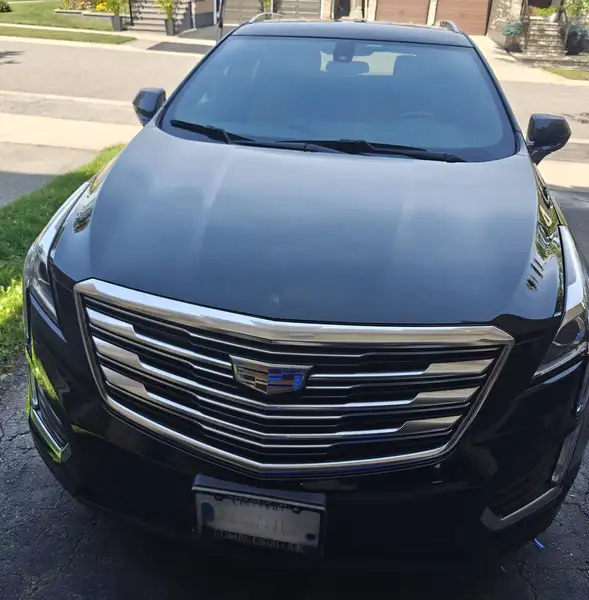 2019 Cadillac XT5 AWD, černá, 132 406 km, dovoz Kanada — foto 1 z 10 2019 Cadillac XT5 AWD, černá, 132 406 km, dovoz Kanada — foto 1 z 10