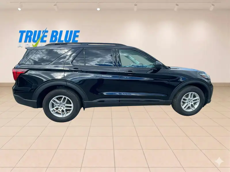 2026 Ford Explorer Active 200A, černá, dovoz Kanada — foto 5 z 12