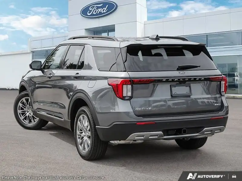 2026 Ford Explorer Active w/200A Pkg, šedá, 24 km, dovoz Kanada — foto 4 z 12