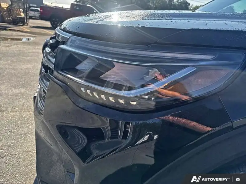 2026 Ford Explorer Active w/200A Pkg, černá, 7 km, dovoz Kanada — foto 9 z 12