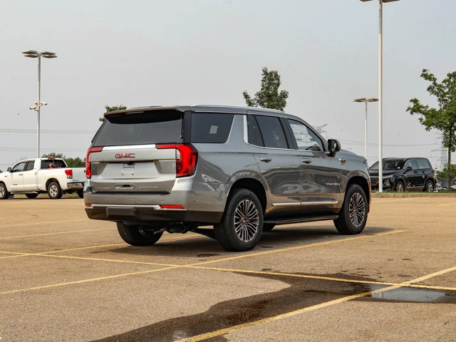 2026 GMC Yukon Elevation, šedá, 15 km, dovoz Kanada — foto 8 z 20