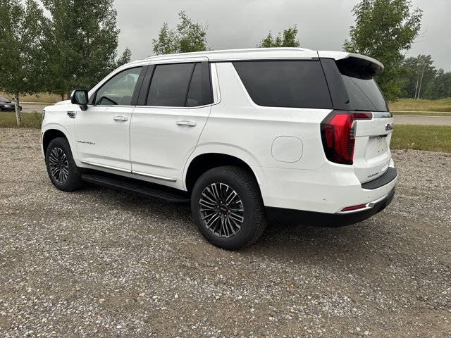 2026 GMC Yukon Elevation, bílá, 5 km, dovoz Kanada — foto 4 z 4