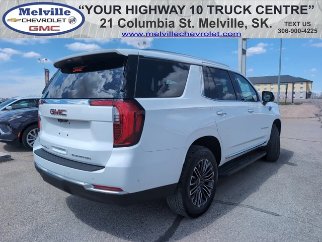 2026 GMC Yukon Elevation, bílá, 3 km, dovoz Kanada — foto 3 z 5