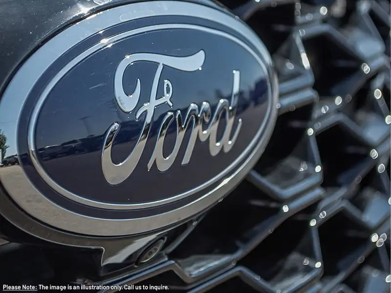 2026 Ford Explorer ST, 10 km, dovoz Kanada — foto 8 z 12