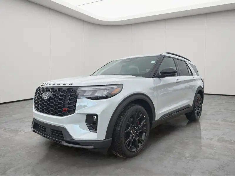 2027 Ford Explorer ST, šedá, 30 km, dovoz Kanada — foto 3 z 12