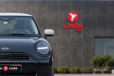 2026 MINI Cooper, zelená, 230 km, dovoz SAE — foto 3 z 20