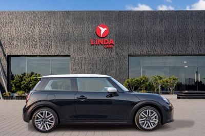 2026 MINI Cooper, zelená, 230 km, dovoz SAE — foto 7 z 20