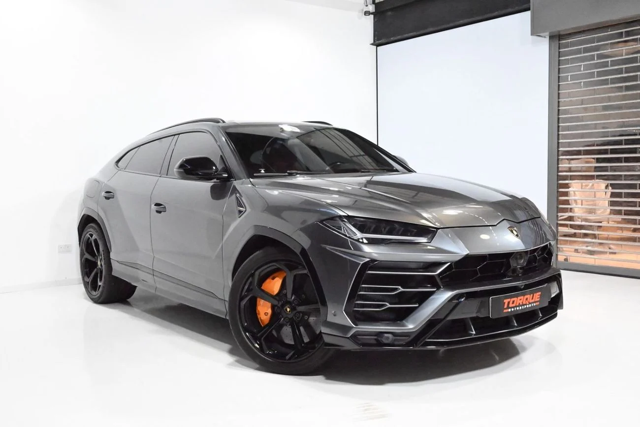 2019 Lamborghini Urus STD, šedá, 109 608 km, dovoz SAE — foto 1