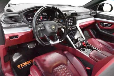 2019 Lamborghini Urus STD, šedá, 109 608 km, dovoz SAE — foto 16 z 16