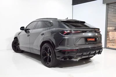 2019 Lamborghini Urus STD, šedá, 109 608 km, dovoz SAE — foto 6 z 16