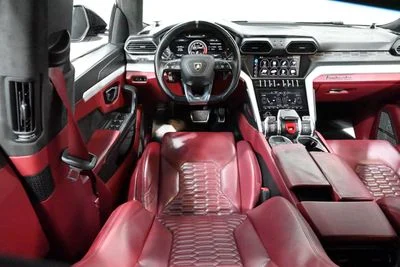 2019 Lamborghini Urus STD, šedá, 109 608 km, dovoz SAE — foto 8 z 16