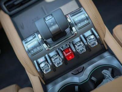 2026 Byd Leopard 5 FLAGSHIP, černá, 0 km, dovoz SAE — foto 11 z 20