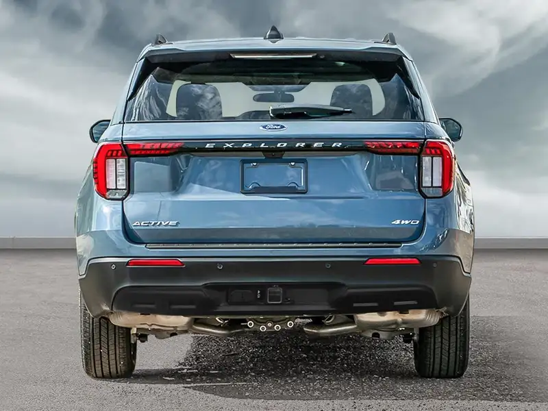 2026 Ford Explorer Active w/200A Pkg, modrá, 13 km, dovoz Kanada — foto 5 z 10