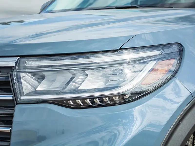 2026 Ford Explorer Active w/200A Pkg, modrá, 13 km, dovoz Kanada — foto 9 z 10