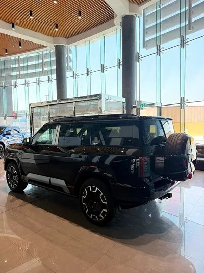 2026 Byd Leopard 8 FLAGSHIP, hnědá, 20 km, dovoz SAE — foto 5 z 13