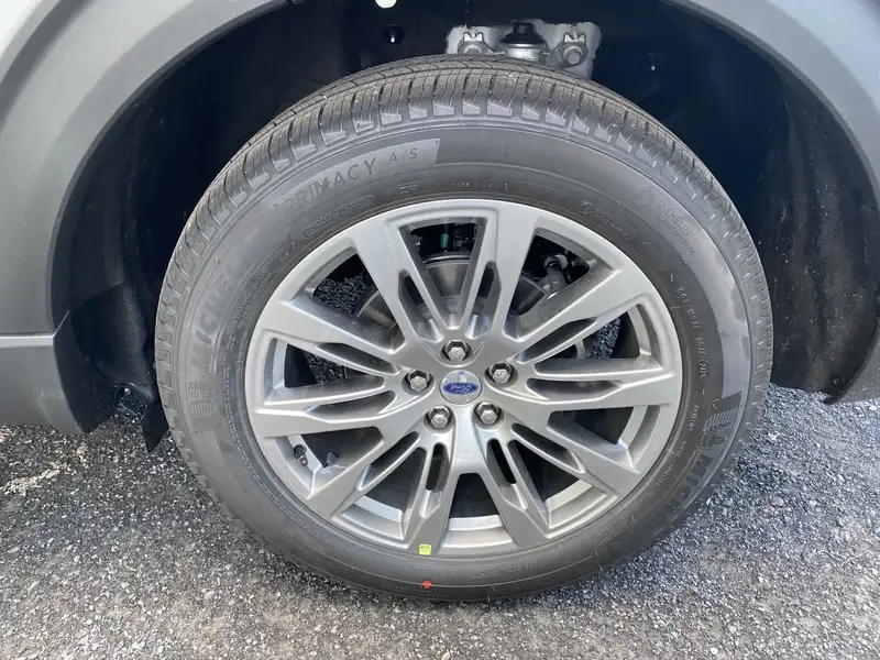 2027 Ford Explorer Platinum, černá, 0 km, dovoz Kanada — foto 10 z 12