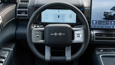2026 Byd Leopard 7, stříbrná, 14 km, dovoz SAE — foto 16 z 25