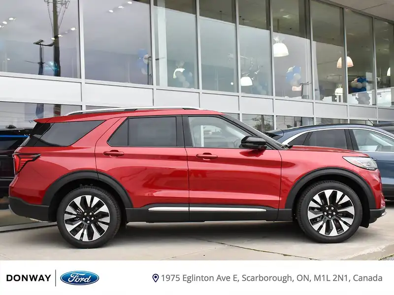 2026 Ford Explorer, červená, 25 km, dovoz Kanada — foto 3 z 12