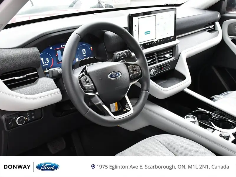 2026 Ford Explorer, červená, 25 km, dovoz Kanada — foto 6 z 12