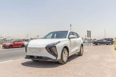 2025 Forthing Friday EV, bílá, 0 km, dovoz SAE — foto 3 z 24