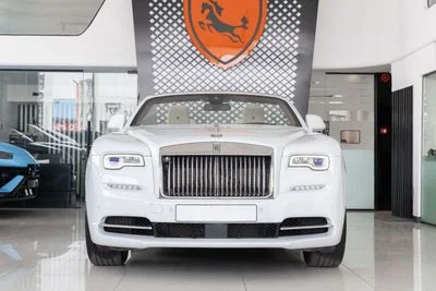 2017 Rolls-Royce Dawn, bílá, 39 000 km, dovoz SAE — foto 2 z 30