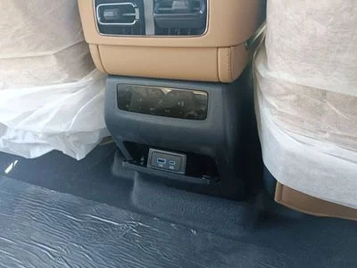 2026 Byd Leopard 5 FLAGSHIP, šedá, 26 km, dovoz SAE — foto 5 z 7