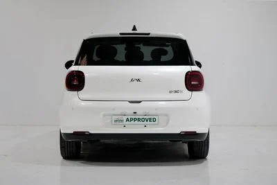 2025 Jac E30X FLAGSHIP, bílá, 53 105 km, dovoz SAE — foto 4 z 11