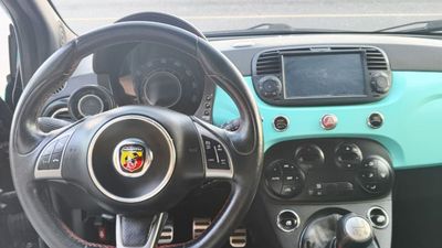 2012 Abarth 500, modrá, 63 365 km, dovoz SAE — foto 10 z 17