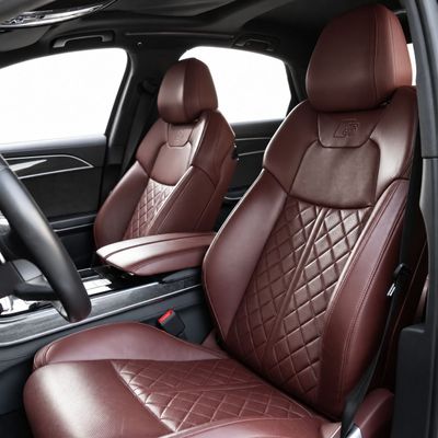 2021 Audi S8 STANDARD, černá, 122 467 km, dovoz SAE — foto 12 z 14