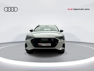 2023 Audi E-Tron, bílá, 1 000 km, dovoz SAE — foto 4 z 15